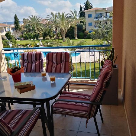 Paradise Gardens II Anastasia Apartment Paphos Exteriör bild