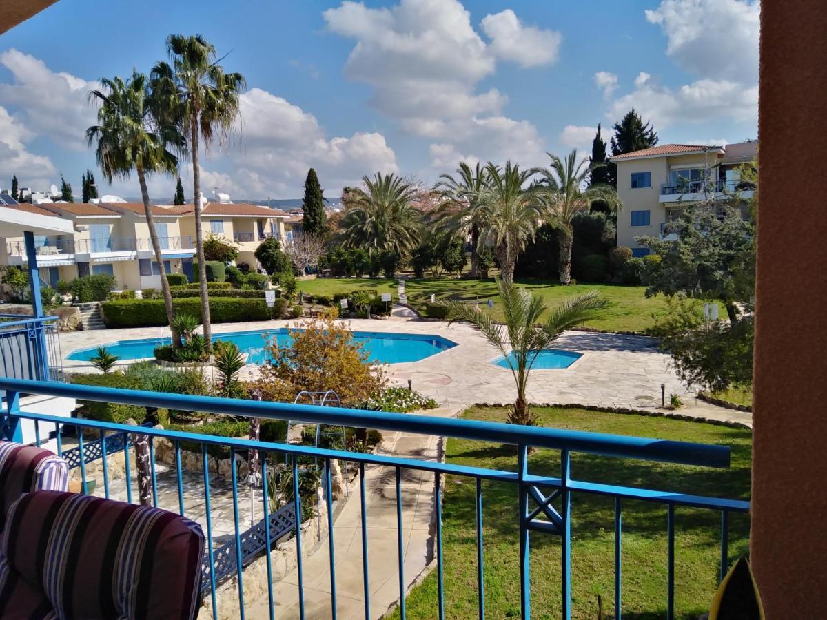 Paradise Gardens II Anastasia Apartment Paphos Exteriör bild